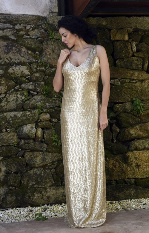 Vestido largo de lentejuelas dorado